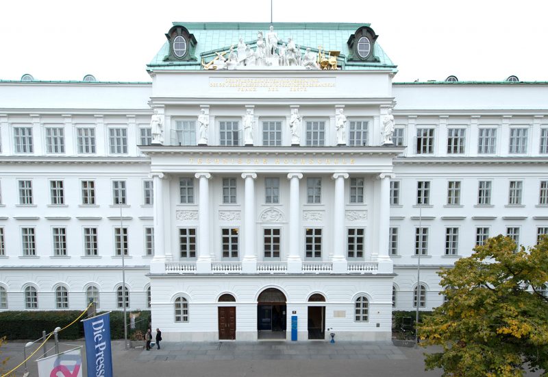 TU Wien Hauptgebäude - Karlsplatz 15